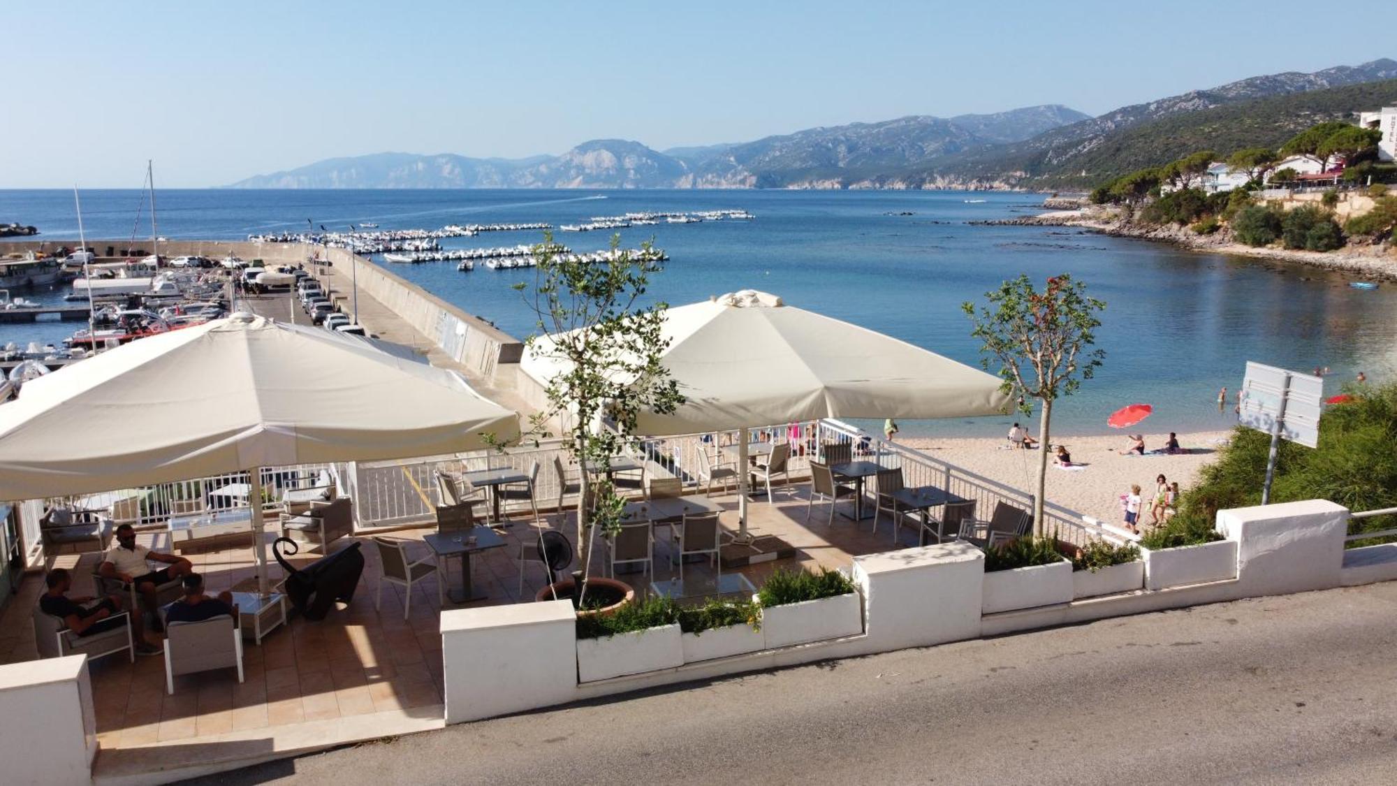 Bue Marino Hotel & Roof Lounge Cala Gonone Eksteriør billede