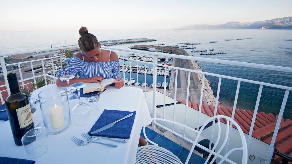 Bue Marino Hotel & Roof Lounge Cala Gonone Eksteriør billede